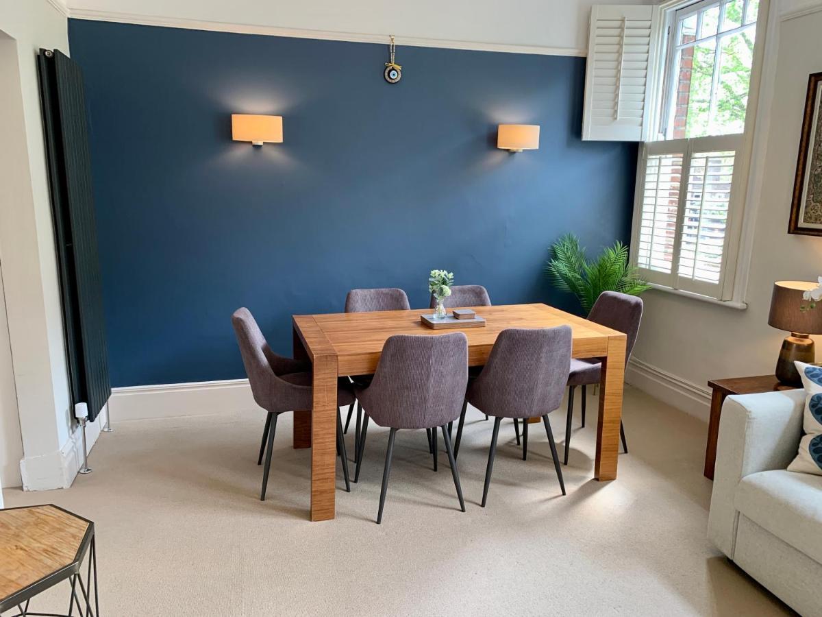 Lovely Newly Refurbished Apartment In Battersea ลอนดอน ภายนอก รูปภาพ